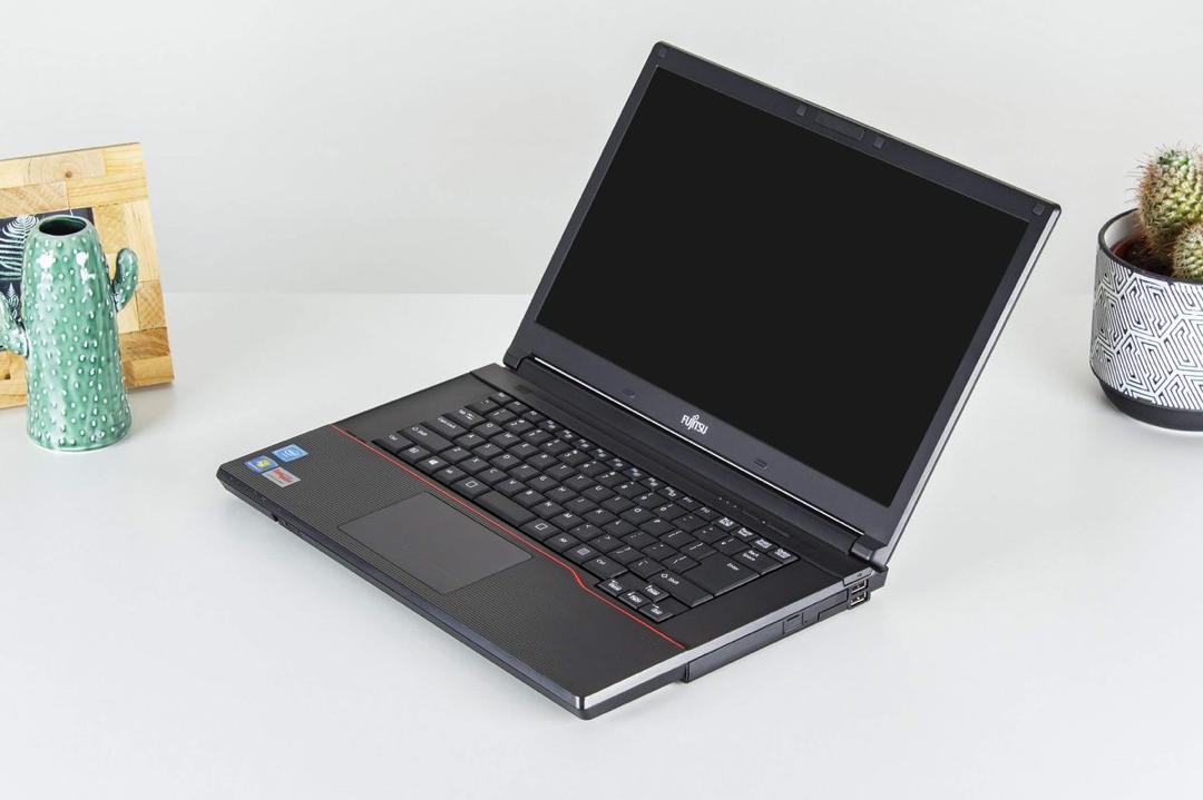 Fujitsu LIFEBOOK A3511